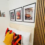 R4 - Elegant Private Room With Kitchenette Near Qe Hospital Harborne